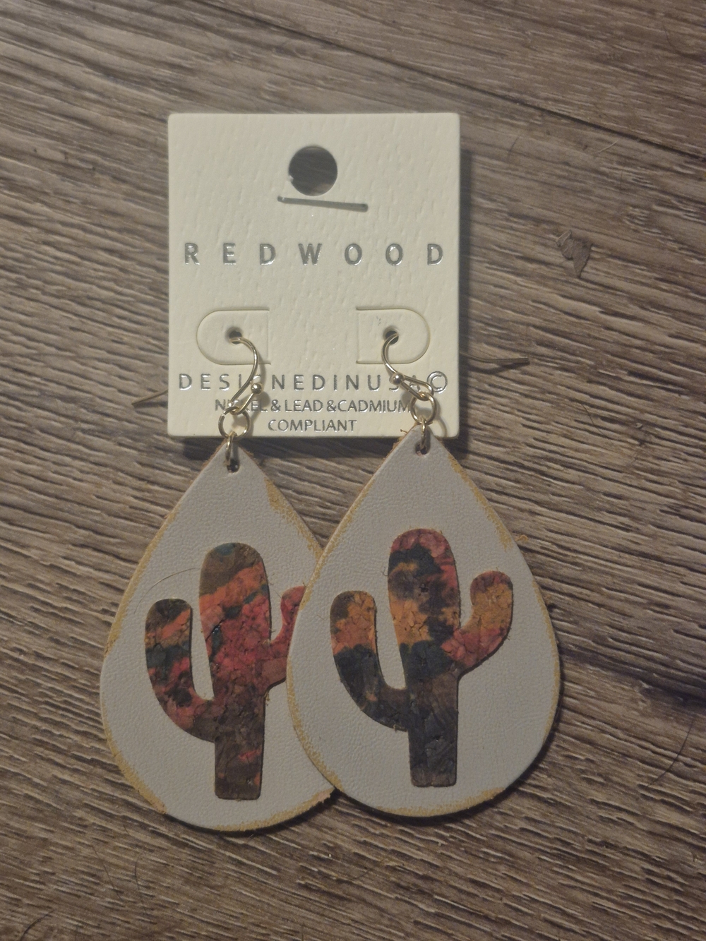 Redwood Cream Teardrop Cactus Drop Earrings